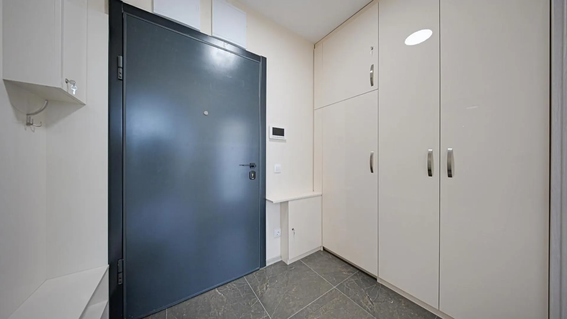Brand New Vitosha View Apartment - Free Parking - Metro Access София 0*,